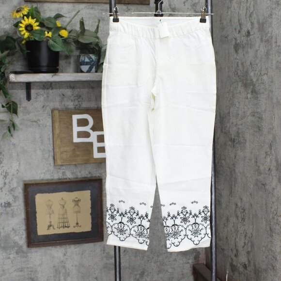 NWT Isaac Mizrahi Live! 24/7 Embroidered Ankle Pants A352289 Bright White 4P - Picture 1 of 5